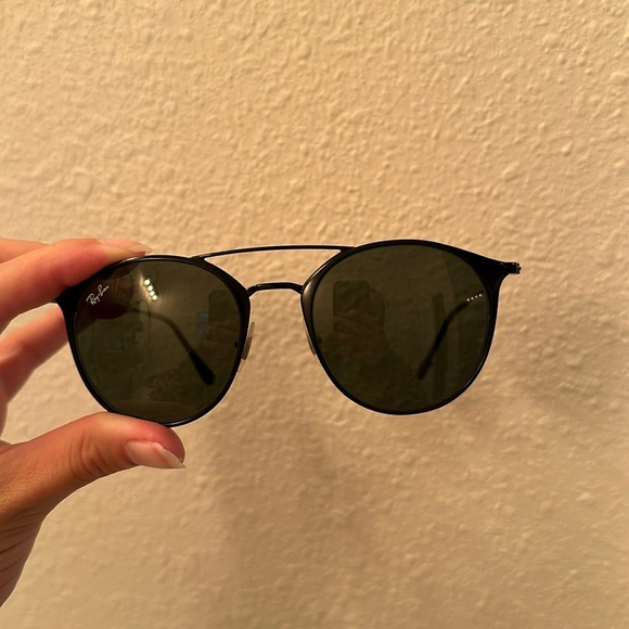 Rayban Sunglasses - Picture 1 of 5